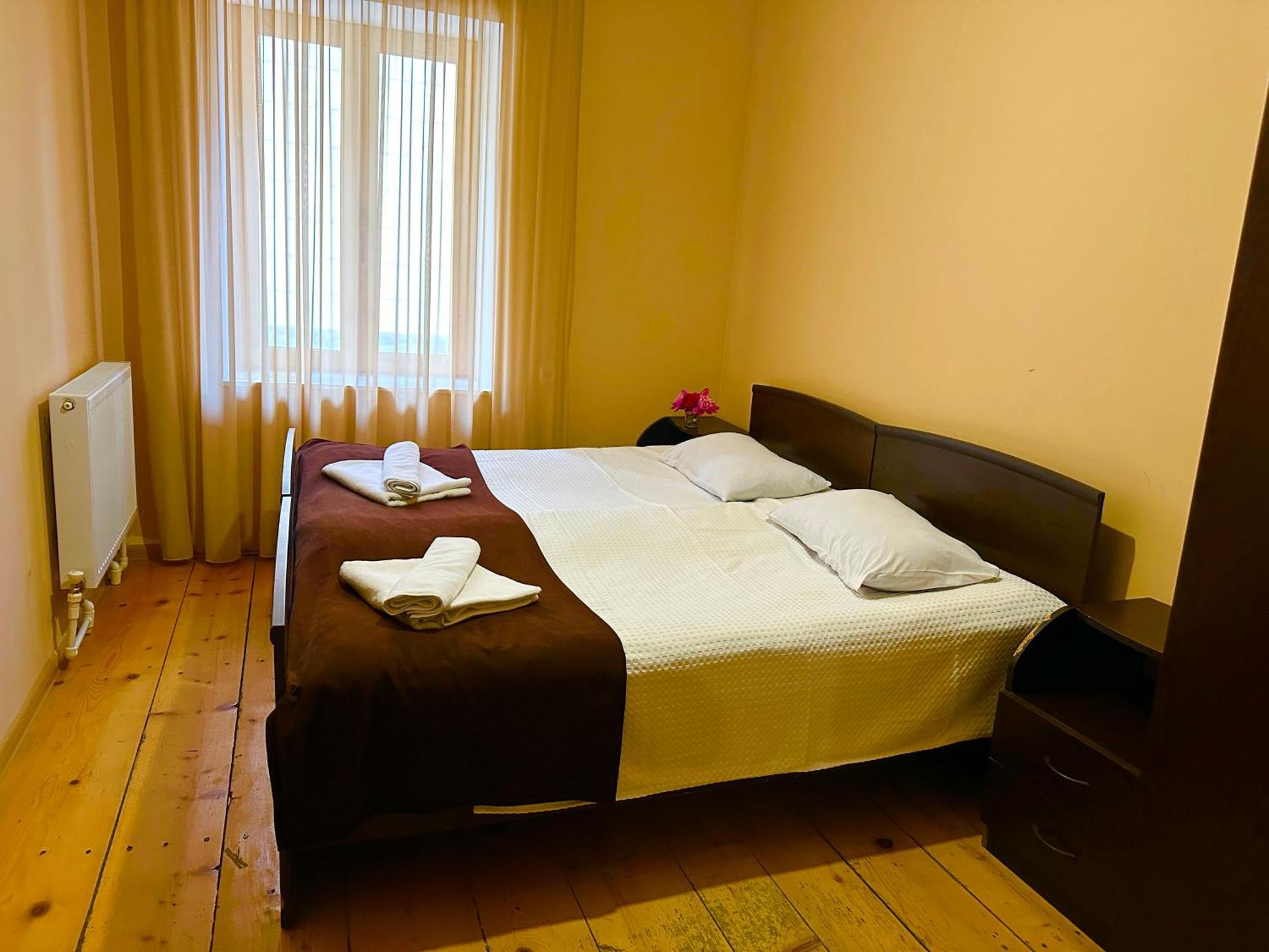 Mziuri Guest House Местия Экстерьер фото